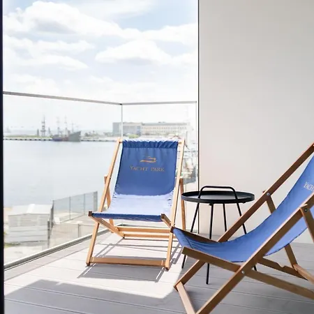Yacht Park With Sea View By Lion Apartament *